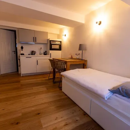 Wertschätzer I - Karlstr Apartment Detmold