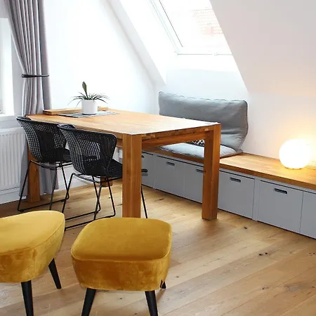 Wertschaetzer I - Karlstr * Detmold