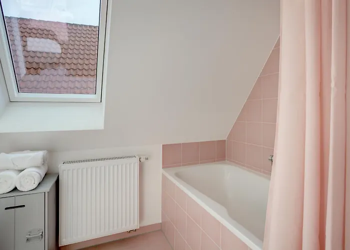 Wertschätzer I - Karlstr Apartment Detmold