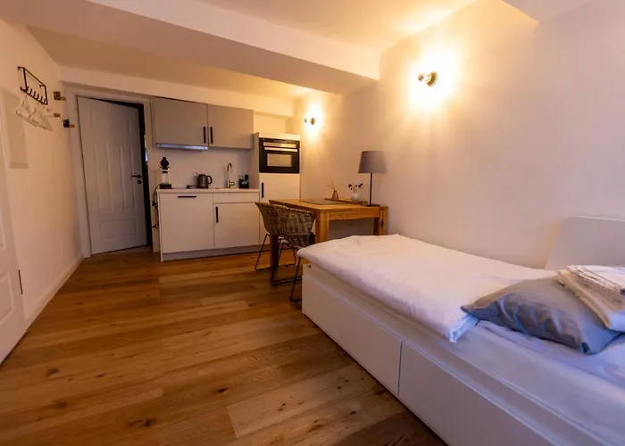 Wertschätzer I - Karlstr Apartment Detmold