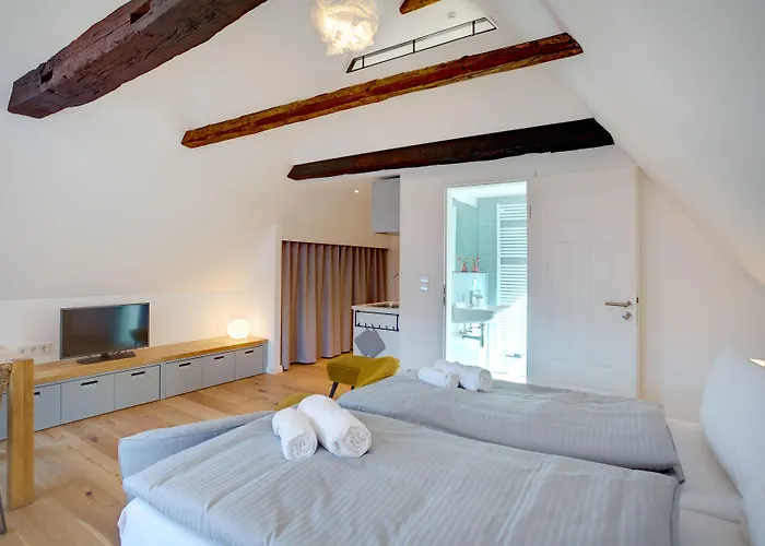 Wertschätzer I - Karlstr Apartment Detmold